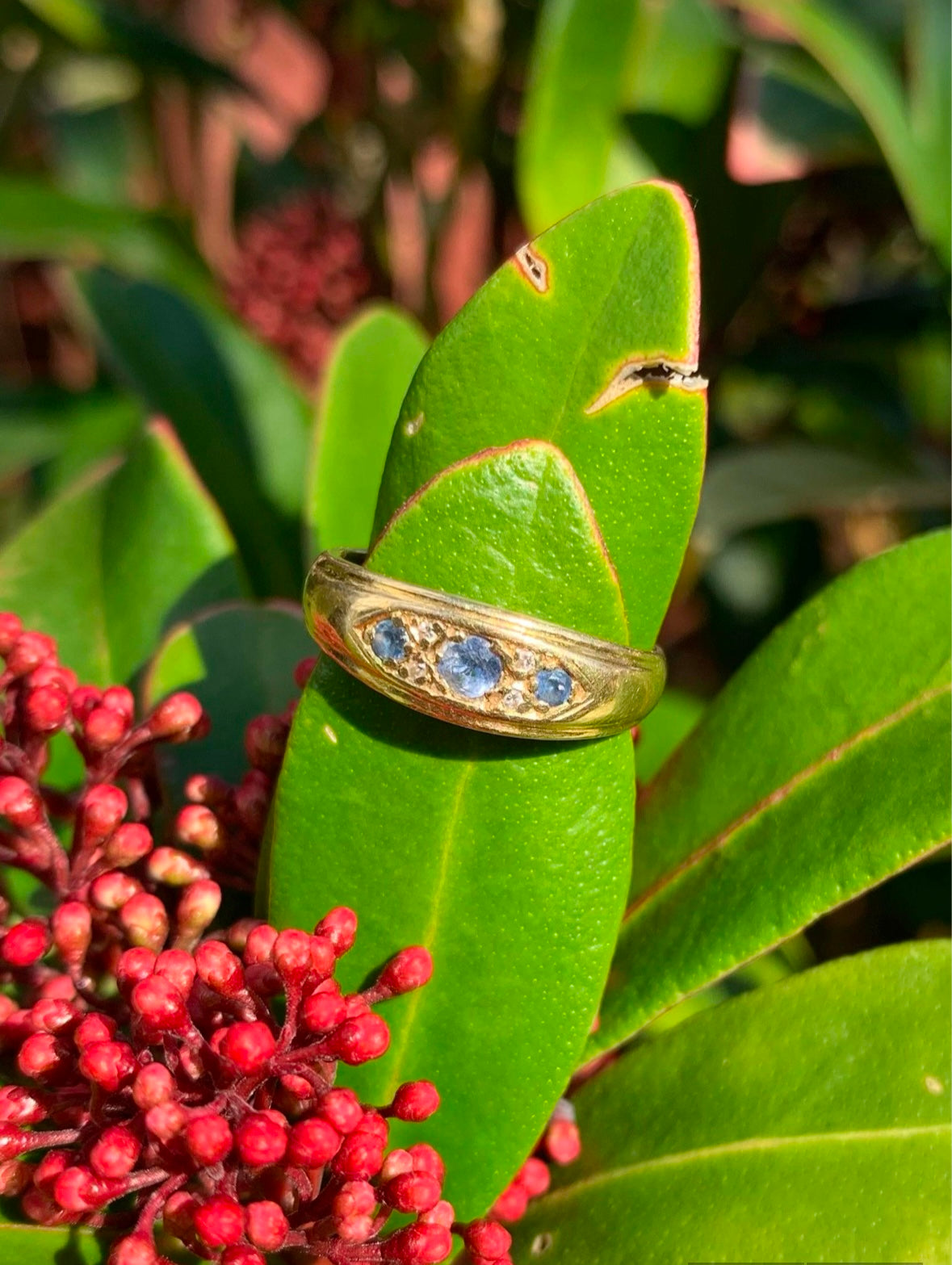 Vintage Sapphire 18ct Yellow Gold Ring