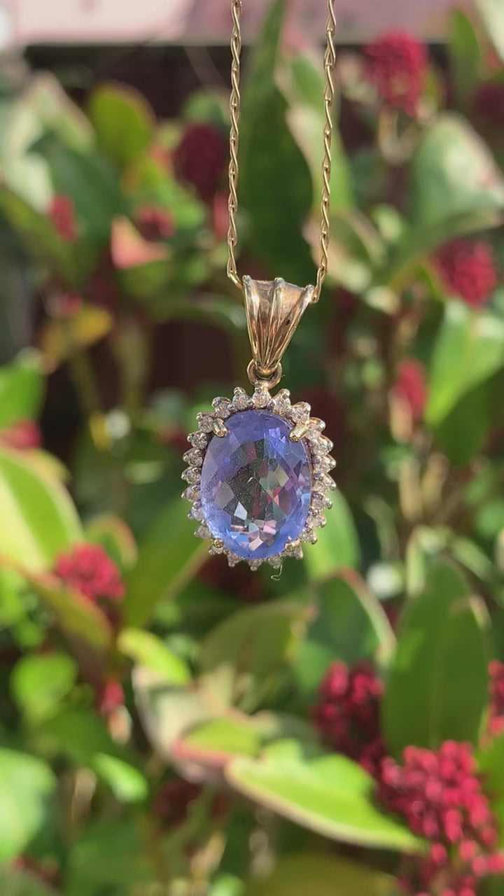 Vintage 9ct Gold Diamond & Chequer Cut Colour Change Flourite Pendant on a 14ct Gold Chain