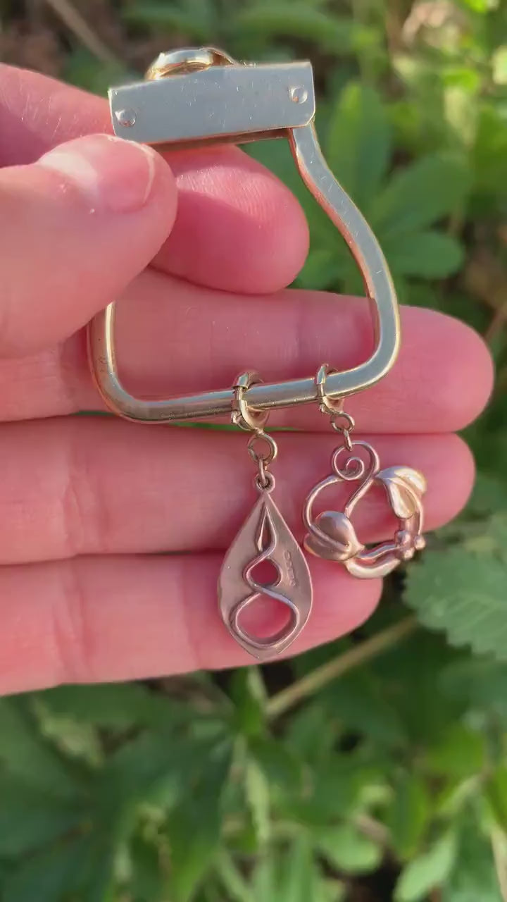 2x Colgantes calados galeses de oro amarillo y rosa macizo de 9 ct Pre-loved