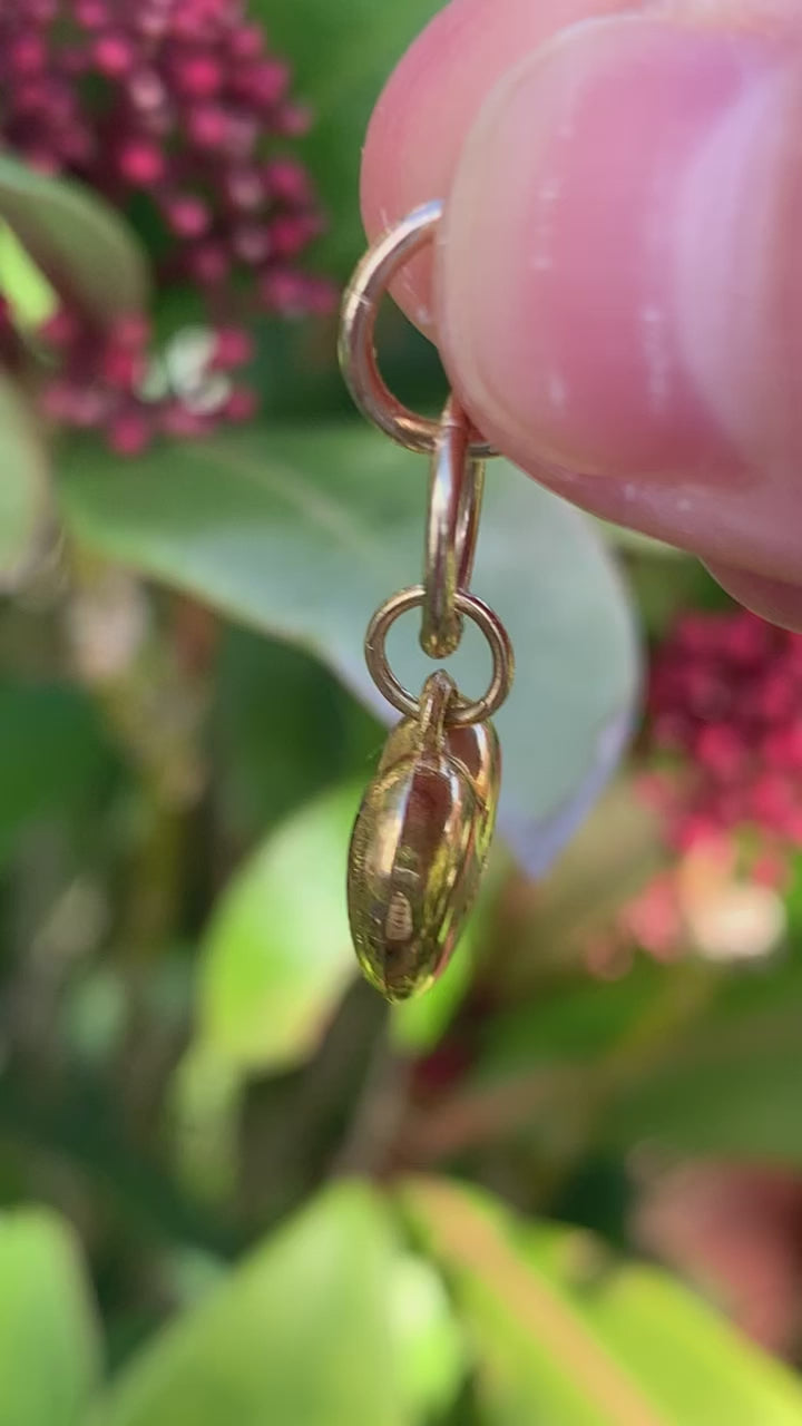 Sweet Vintage 9ct Gold Egraved Puffy Dainty Heart Charm