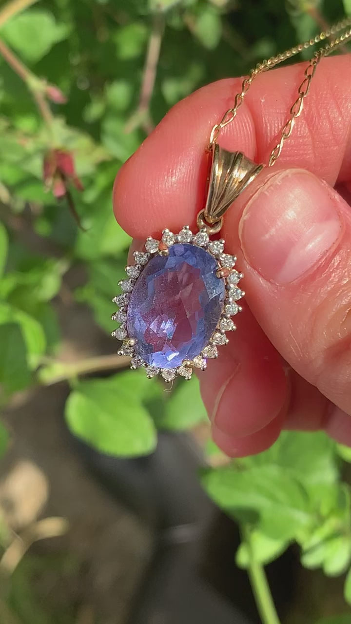 Vintage 9ct Gold Diamond & Chequer Cut Colour Change Flourite Pendant on a 14ct Gold Chain