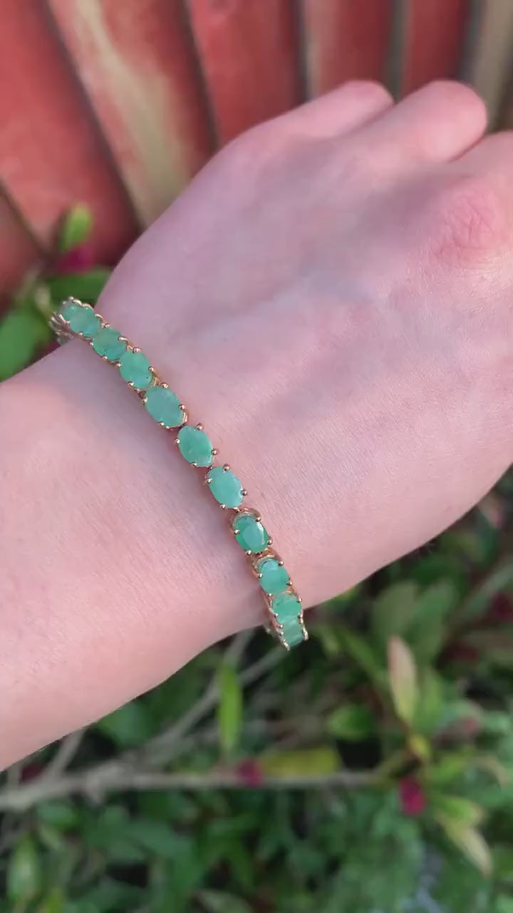 Vintage 11.6ct Oval Emeralds set in 9ct Yellow Gold Tennis Bracelet (20cm/7.87”)