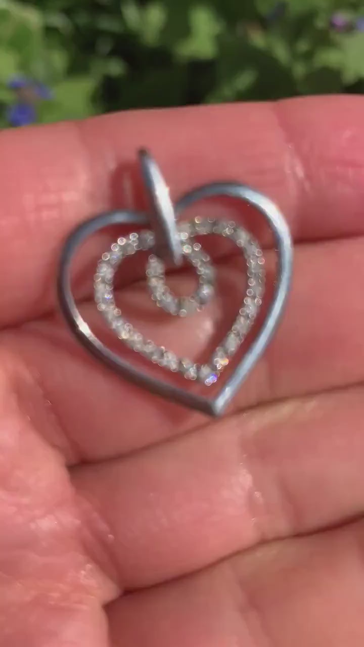 Vintage 0.25ct Diamond set in 9ct White Gold Pendant