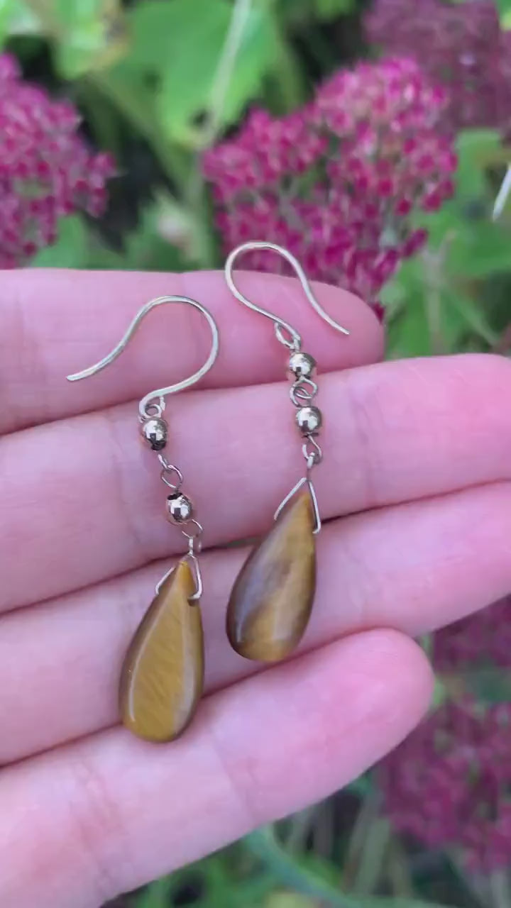 Vintage 9ct Yellow Gold Pear Cut Tiger’s Eye Dangle Earrings