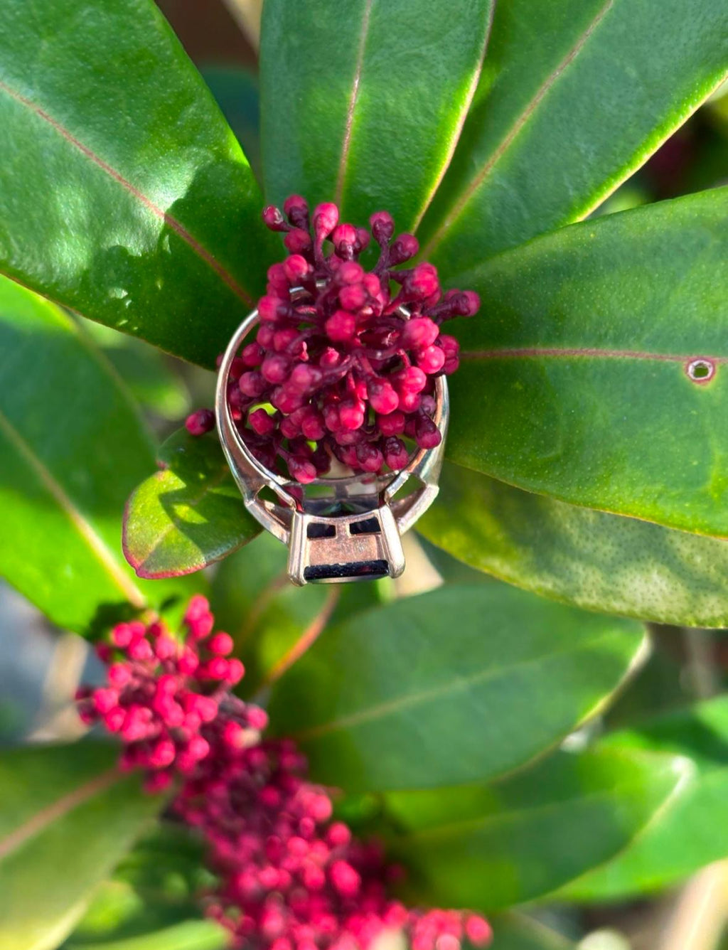 Stunning Large Art Deco Style 9cts Sapphire & Diamond set in Solid 9ct Gold Ring