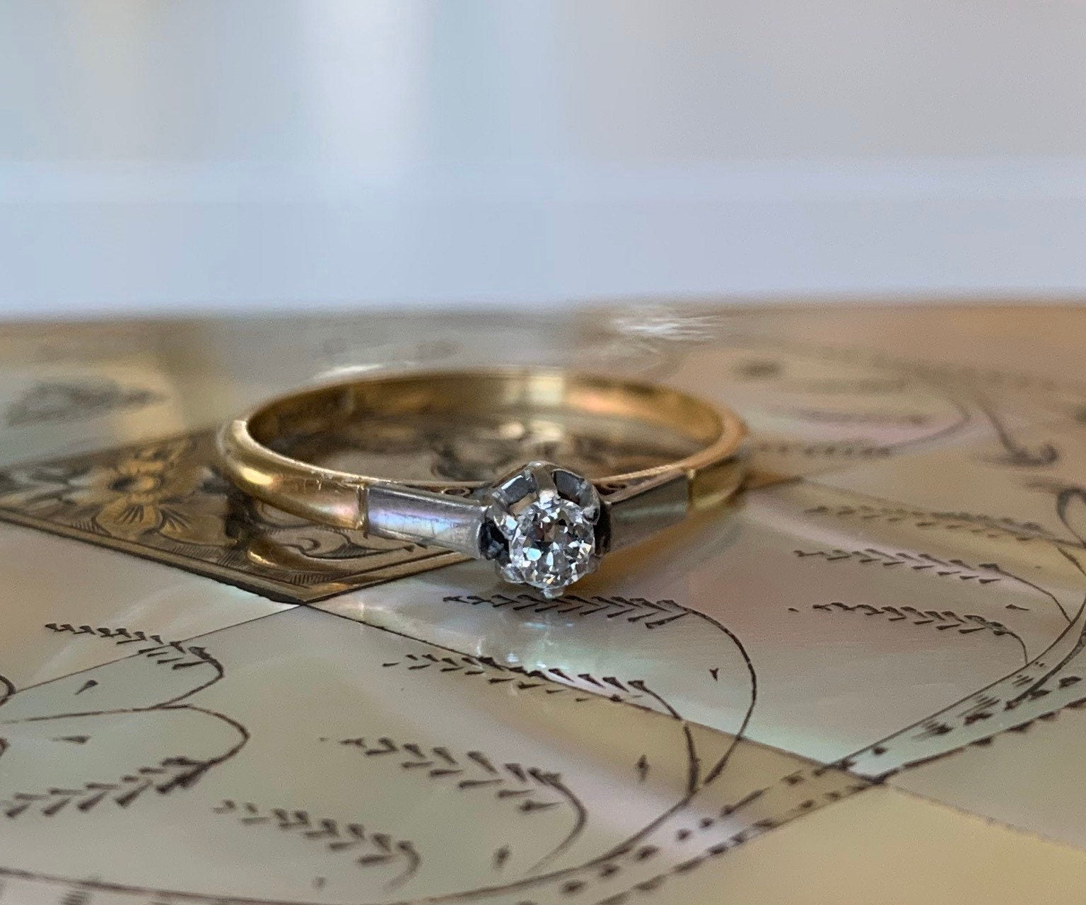 خاتم ذهب عيار 18 قيراط/خاتم سوليتير ألماس مع أكتاف من البلاتين/خاتم خطوبة/خاتم زفاف/خاتم الذكرى السنوية/خاتم عتيق عتيق مقاس UKR 1/2