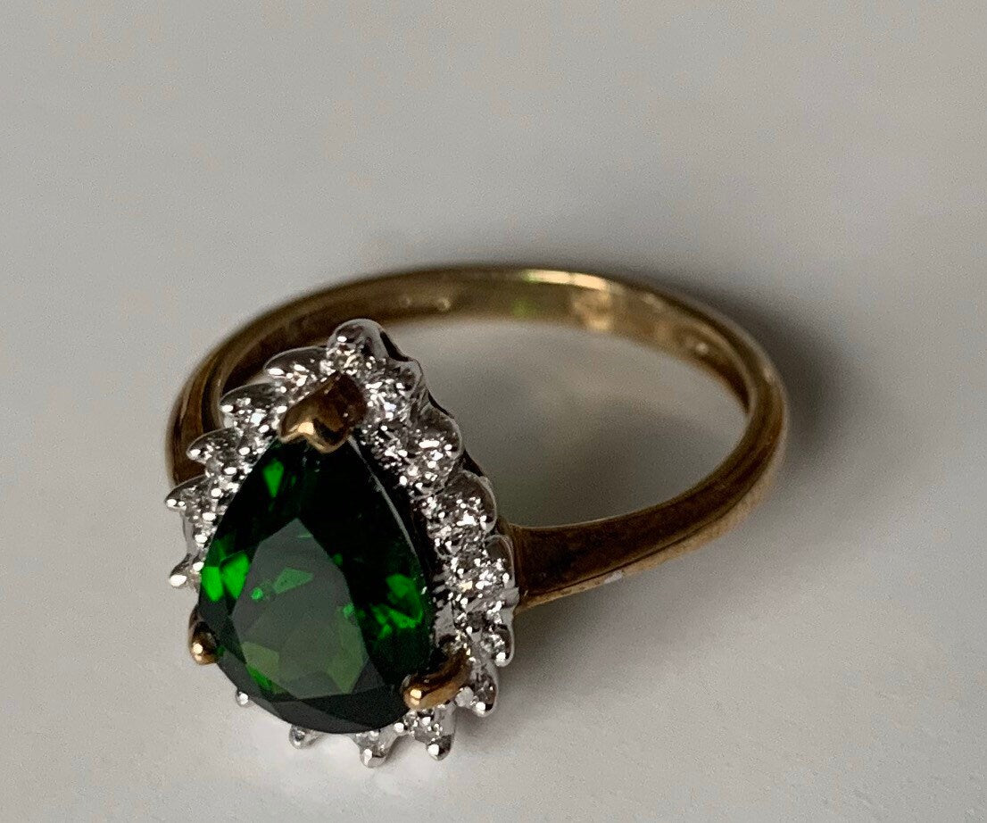 9k Gold Dress Ring,Pear Shaped Green Gem Style Ring and Diamonds,Cocktail Ring,Anniversary Ring,Birthday gift for her,UK size M/USsize 6