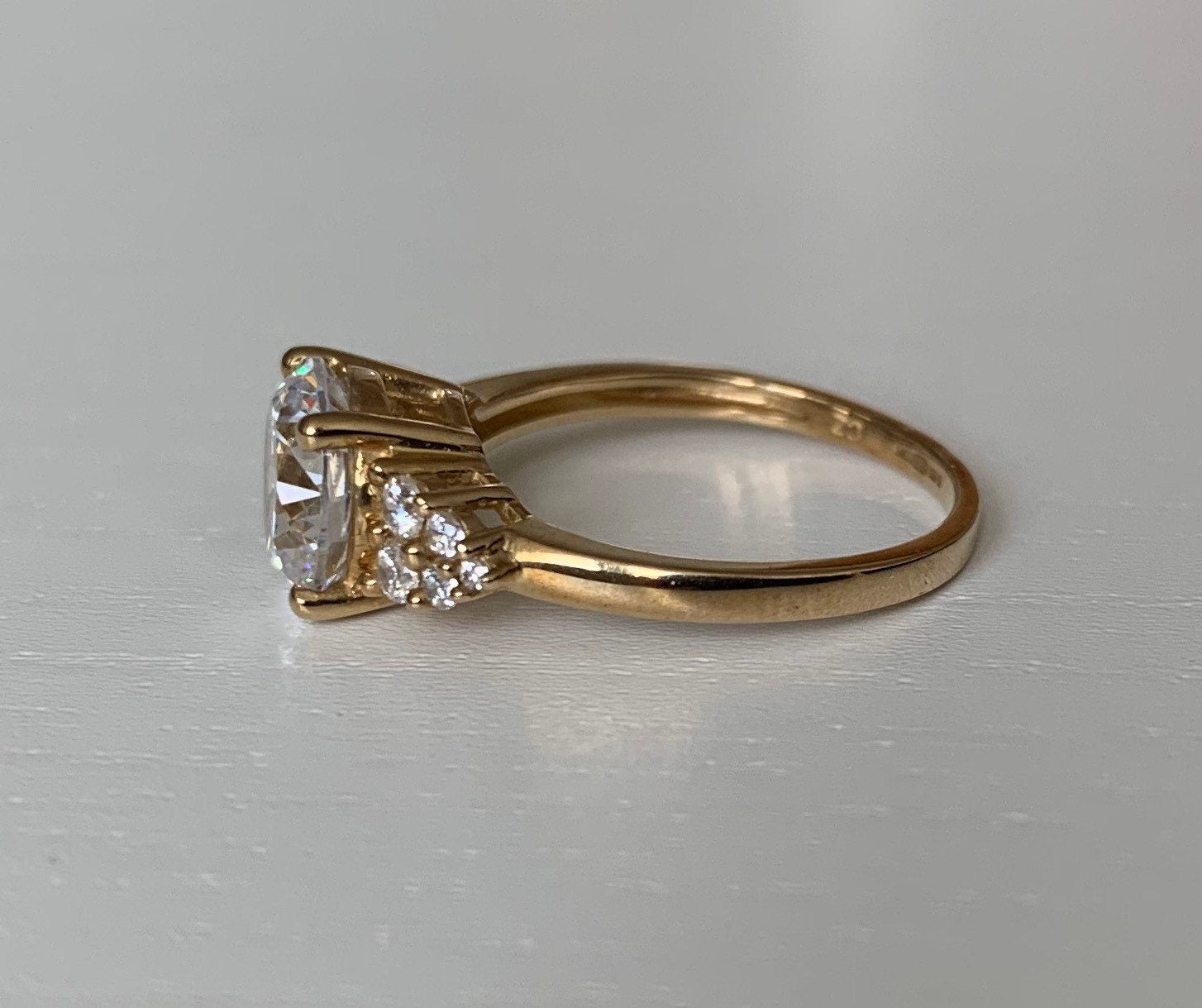 Aprox. Anillo de compromiso de oro de 9 k con diamantes CZ de 2 ct, regalo de boda nupcial de aniversario, regalo de cumpleaños para ella