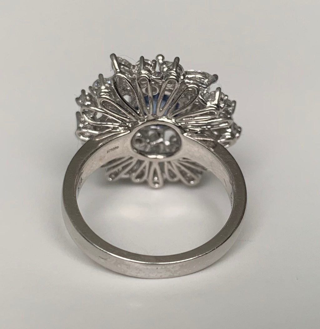 Anillo blanco de 18 quilates con diamantes de 3,00 quilates y zafiro azul de Ceilán de 2,05 quilates sin calentar certificado (9,41 g), en talla Reino Unido N, EE. UU. 6 3/4