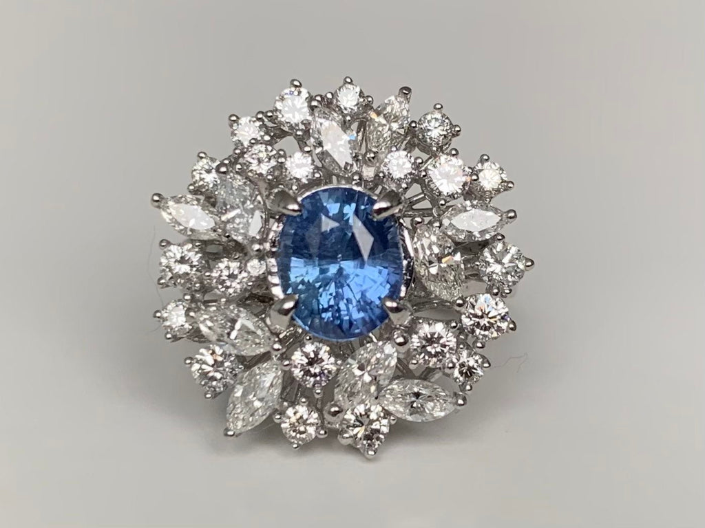 Anillo blanco de 18 quilates con diamantes de 3,00 quilates y zafiro azul de Ceilán de 2,05 quilates sin calentar certificado (9,41 g), en talla Reino Unido N, EE. UU. 6 3/4