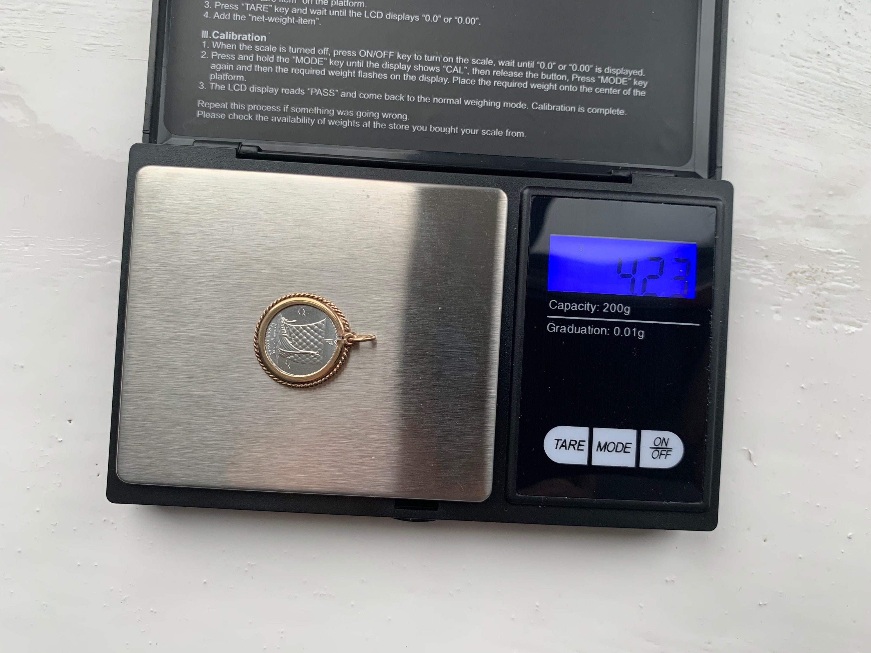 Viking Ship Platinum Noble (like Britannia) Coin Pendant 9k 9ct Gold, Isle of Man One Tenth Platinum Coin Pendants