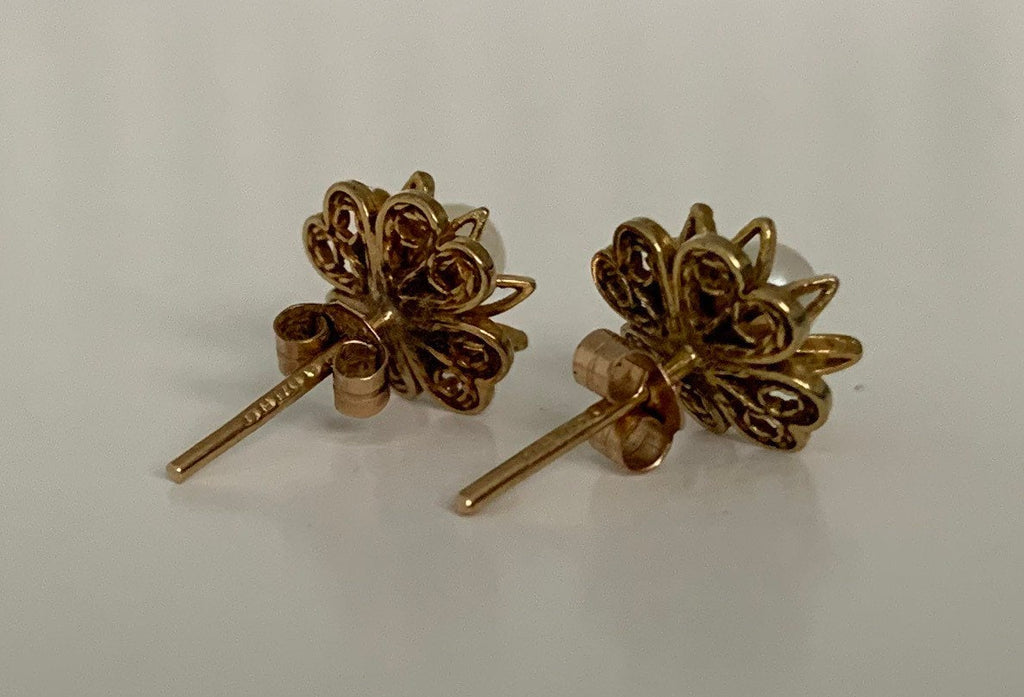 Vintage 9ct Yellow Gold Pearl Stud Earrings