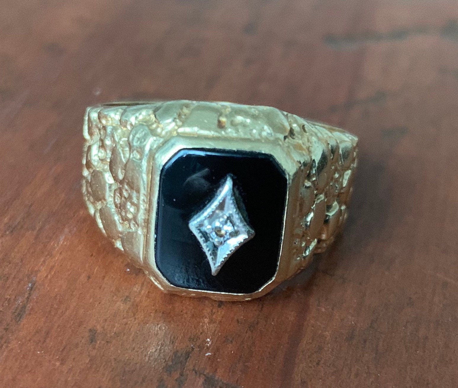 Vintage pesado 0.03ct diamante y ónix 9ct oro caballeros tamaño del anillo Reino Unido Y 1/2, EE.UU. 12 1/2 (7.71g)