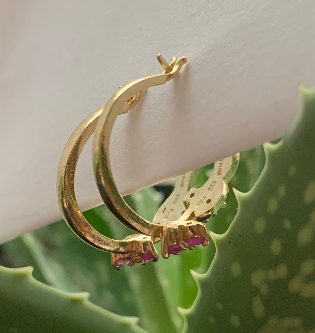 Hermosos pendientes de aro de plata 925 con zafiro rosa y diamantes