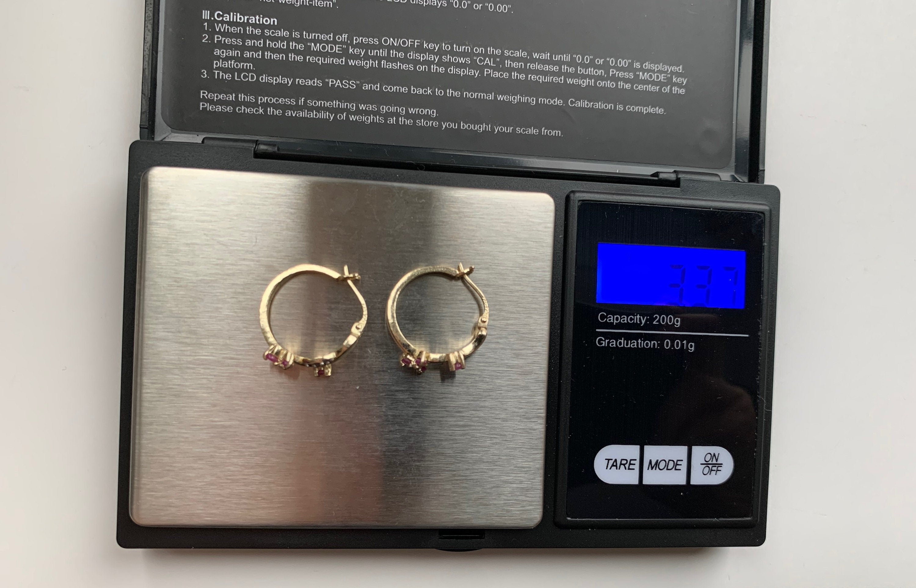 Hermosos pendientes de aro de plata 925 con zafiro rosa y diamantes