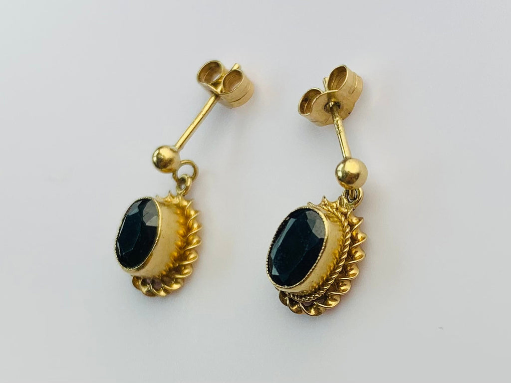Vintage 2ct Sapphire Drop Earrings set in 9ct Yellow