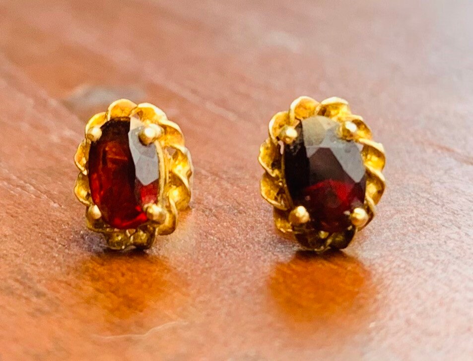 Vintage 9ct Gold Rubellite Stud Earrings