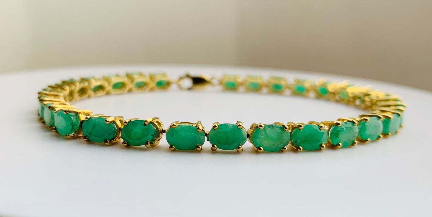 Vintage 11.6ct Oval Emeralds set in 9ct Yellow Gold Tennis Bracelet (20cm/7.87”)