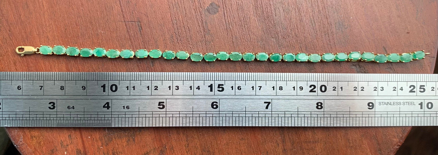 Vintage 11.6ct Oval Emeralds set in 9ct Yellow Gold Tennis Bracelet (20cm/7.87”)