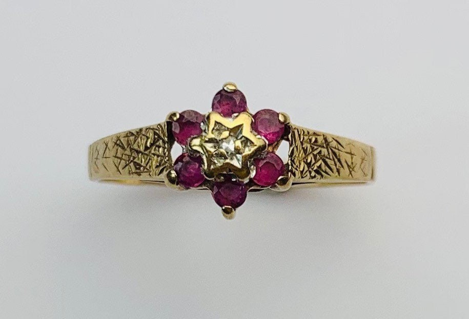 Vintage Ruby and Diamond Ring set in 9ct Yellow Gold, Size UK M 1/2, US 6 1/2