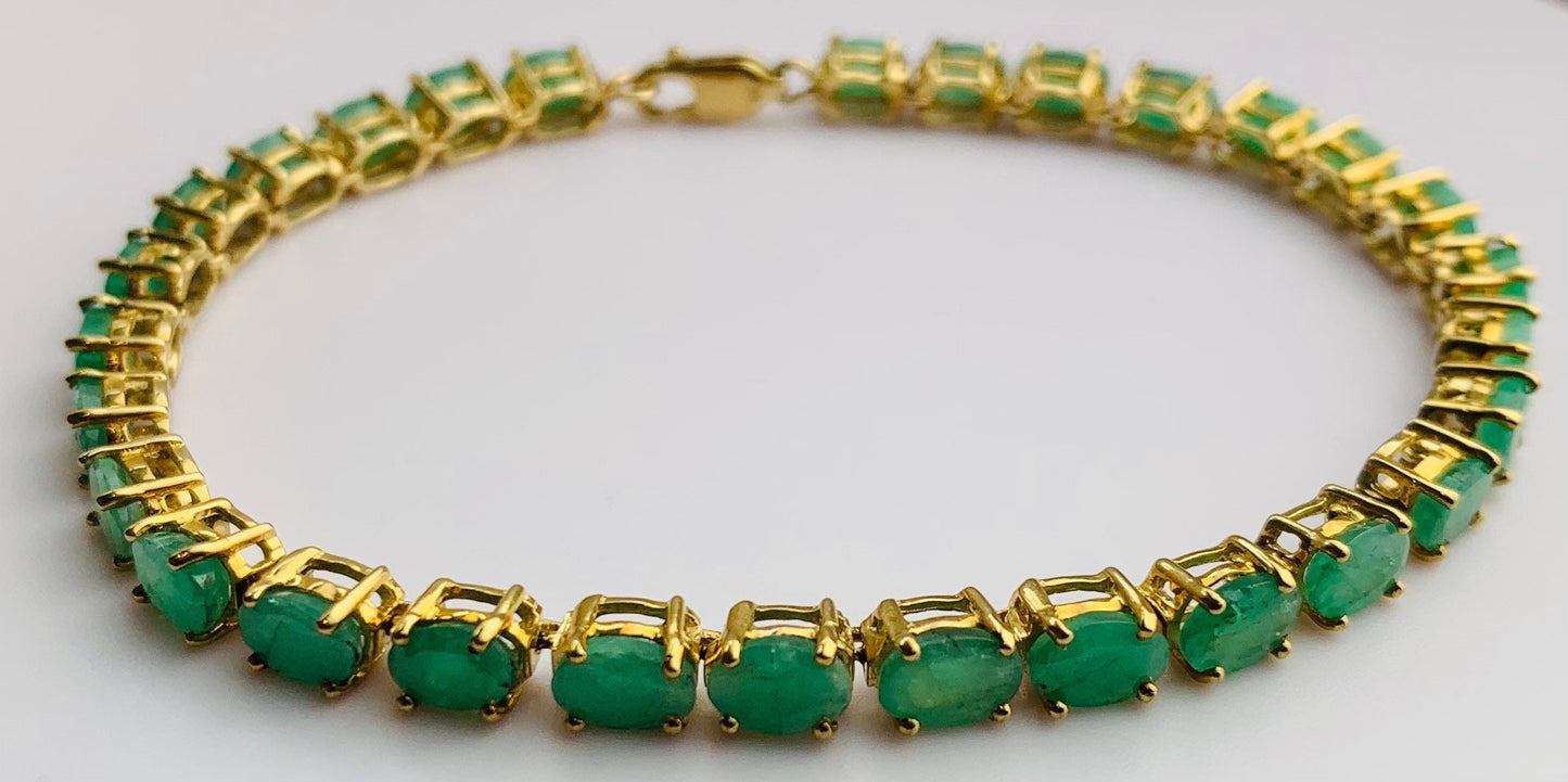 Vintage 11.6ct Oval Emeralds set in 9ct Yellow Gold Tennis Bracelet (20cm/7.87”)