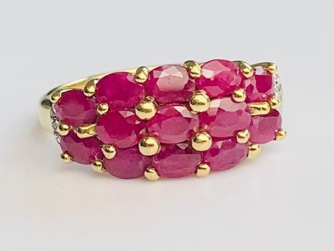 خاتم كلاسيكي من الذهب الأصفر عيار 3.9 قيراط بيضاوي من الياقوت والألماس 9 قيراط، مقاس المملكة المتحدة P 1/2، US 8