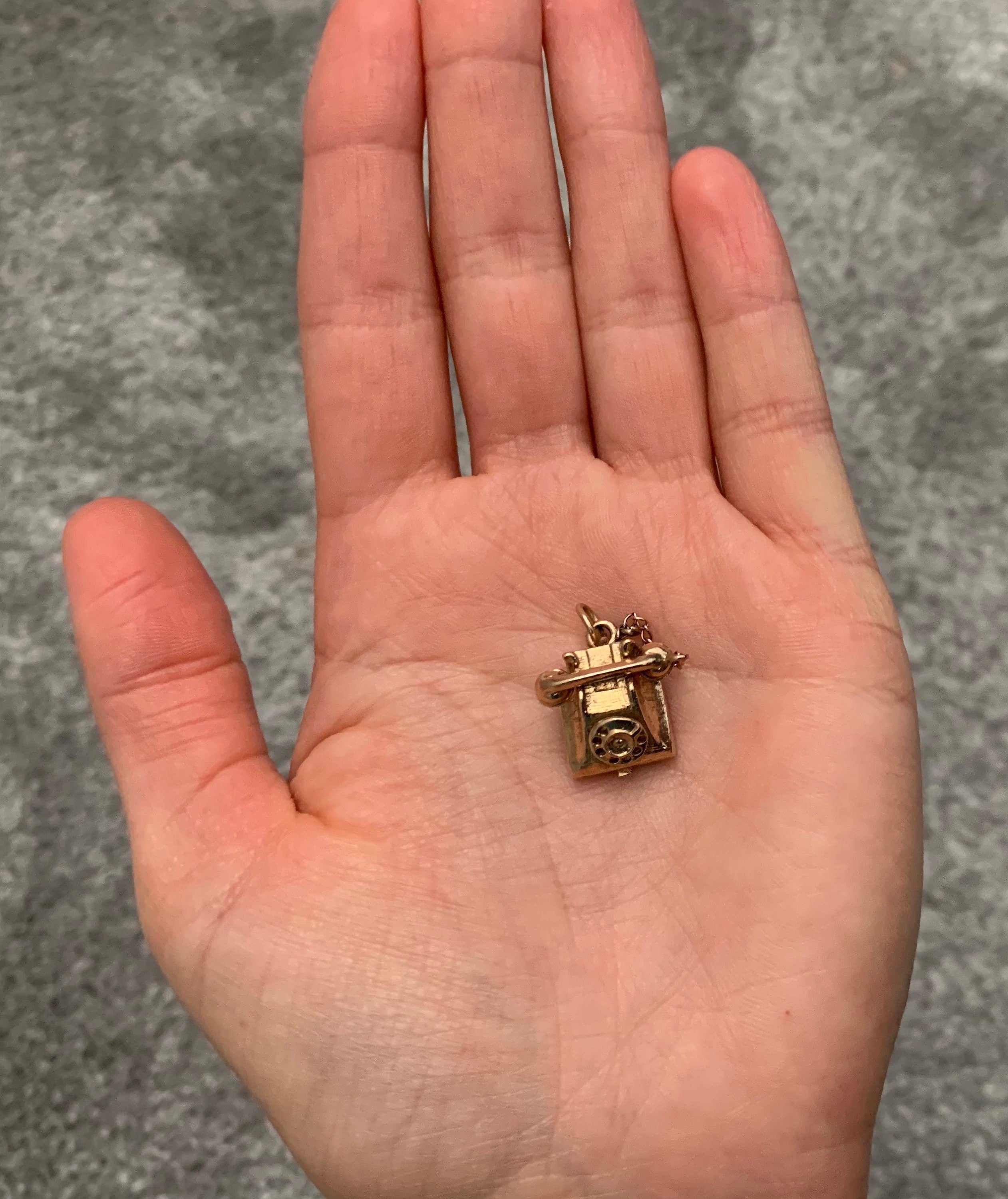 Vintage Heavy Mechanical Solid 9ct Yellow Gold Telephone Charm/Pendant