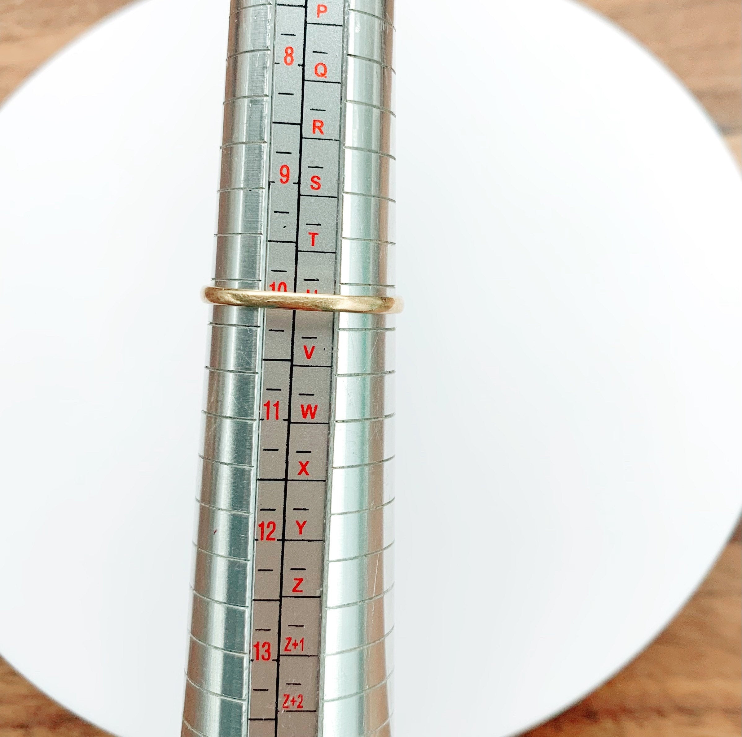 خاتم عتيق من الذهب عيار 18 قيراطًا من الياقوت والألماس 0.45 قيراط، المملكة المتحدة، الولايات المتحدة 10