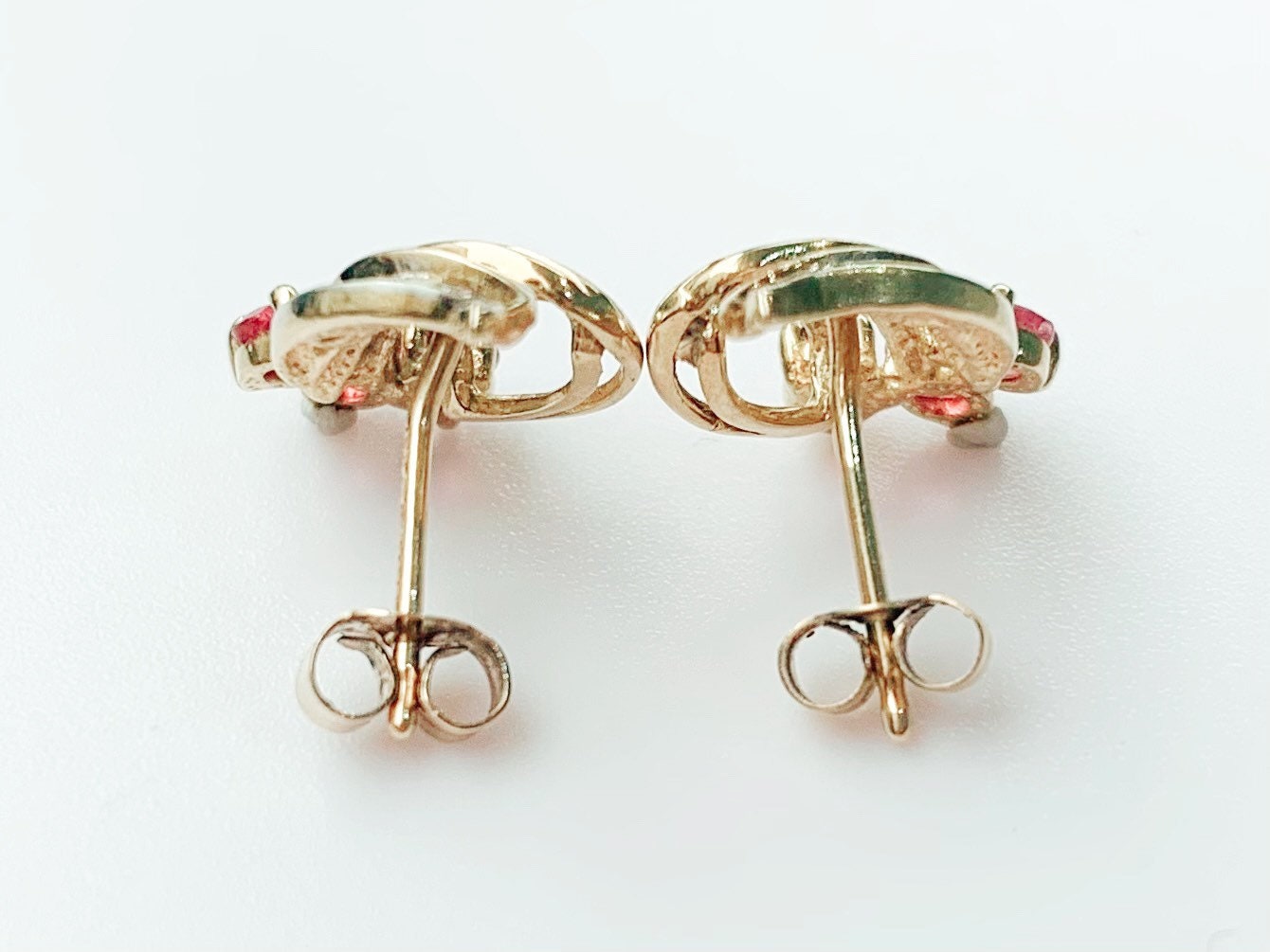 Pendientes vintage de oro de 0,54 ct con rubí y diamantes de 9 ct