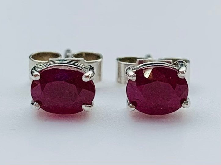 Vintage 1.70ct Ruby 18ct White Gold Jewellery Set