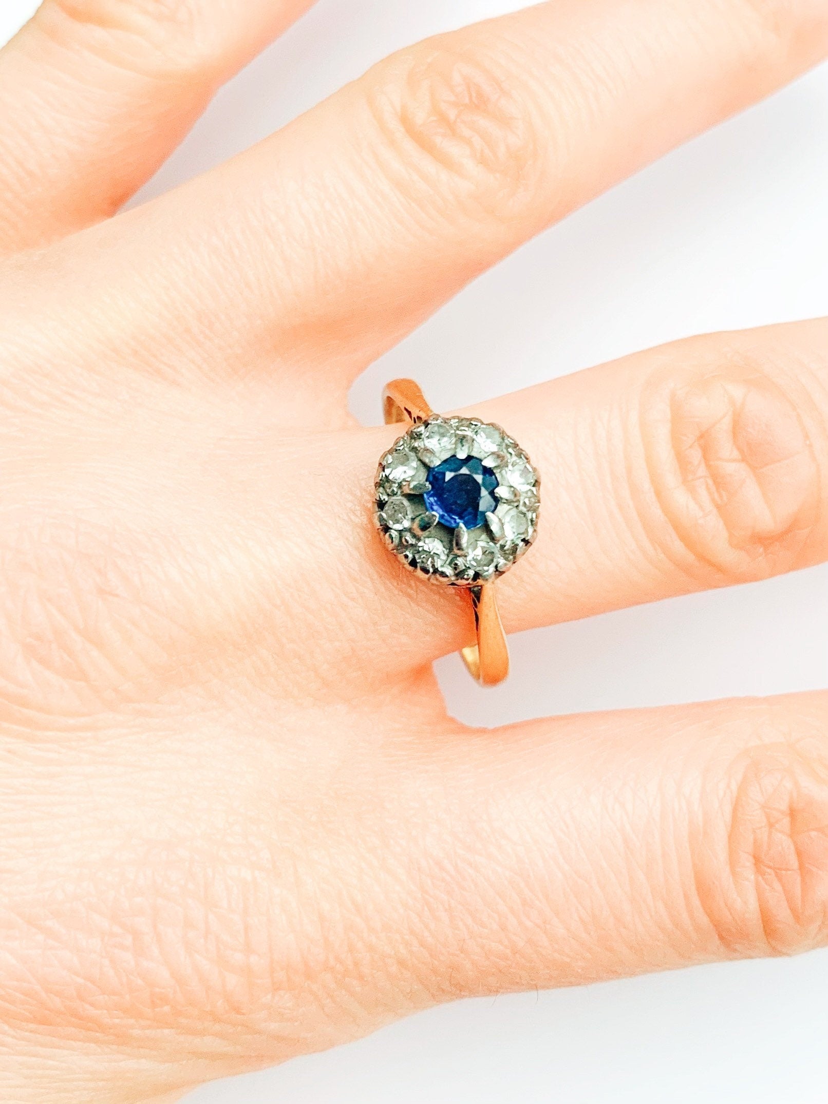 خاتم عتيق من الذهب عيار 18 قيراطًا من الياقوت والألماس 0.45 قيراط، المملكة المتحدة، الولايات المتحدة 10