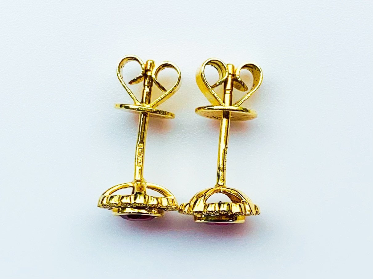 Pendientes vintage de diamantes y rubíes de 0,48 quilates engastados en oro amarillo de 18 quilates
