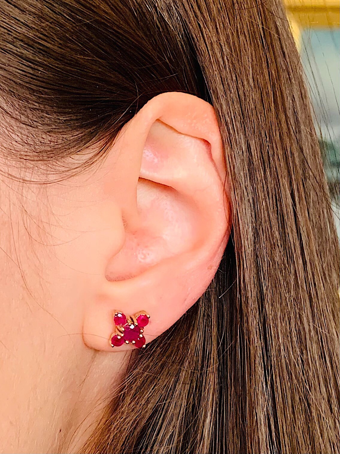 Pendientes vintage de oro amarillo de 9 quilates con rubí de 1,4 quilates