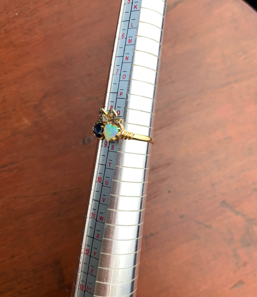 Antique Victorian Sapphire & Opal Sweetheart Ring set in 18ct Yellow Gold, Size UK R, US 8 3/4