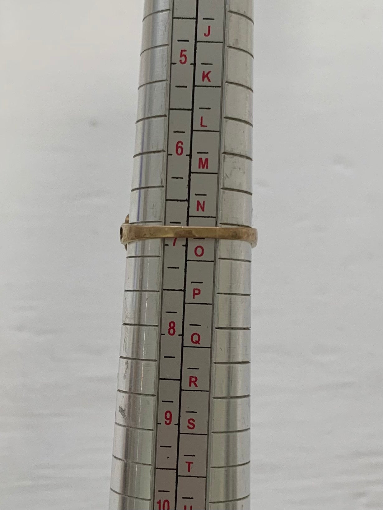 Anillo de oro floral vintage con zafiro y diamantes de 9 quilates