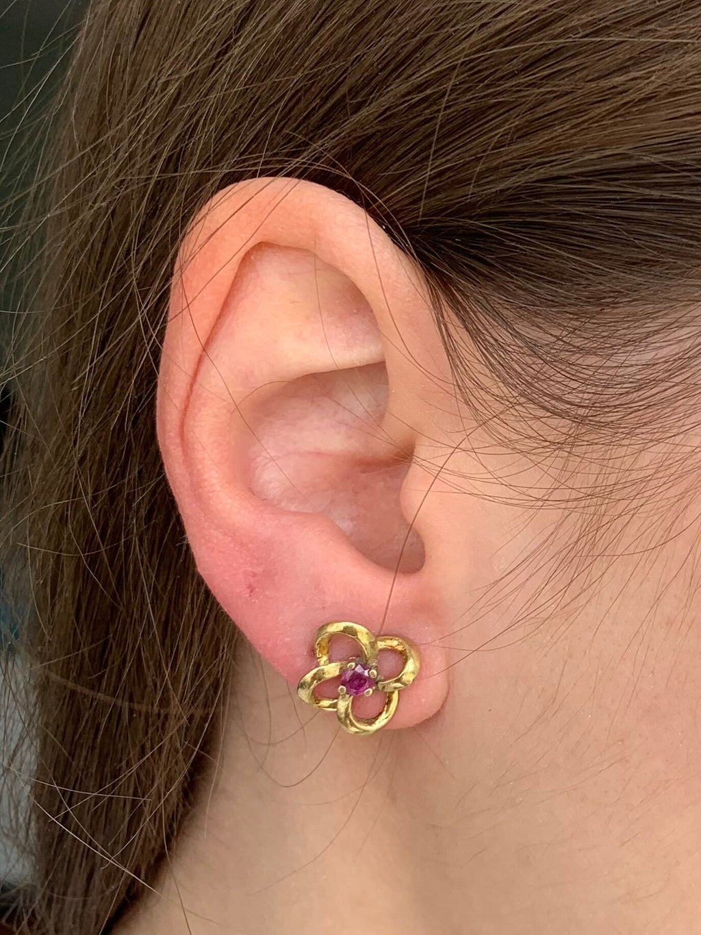 Vintage 0.50ct Round Ruby Stud Earrings set in 18ct Yellow Gold