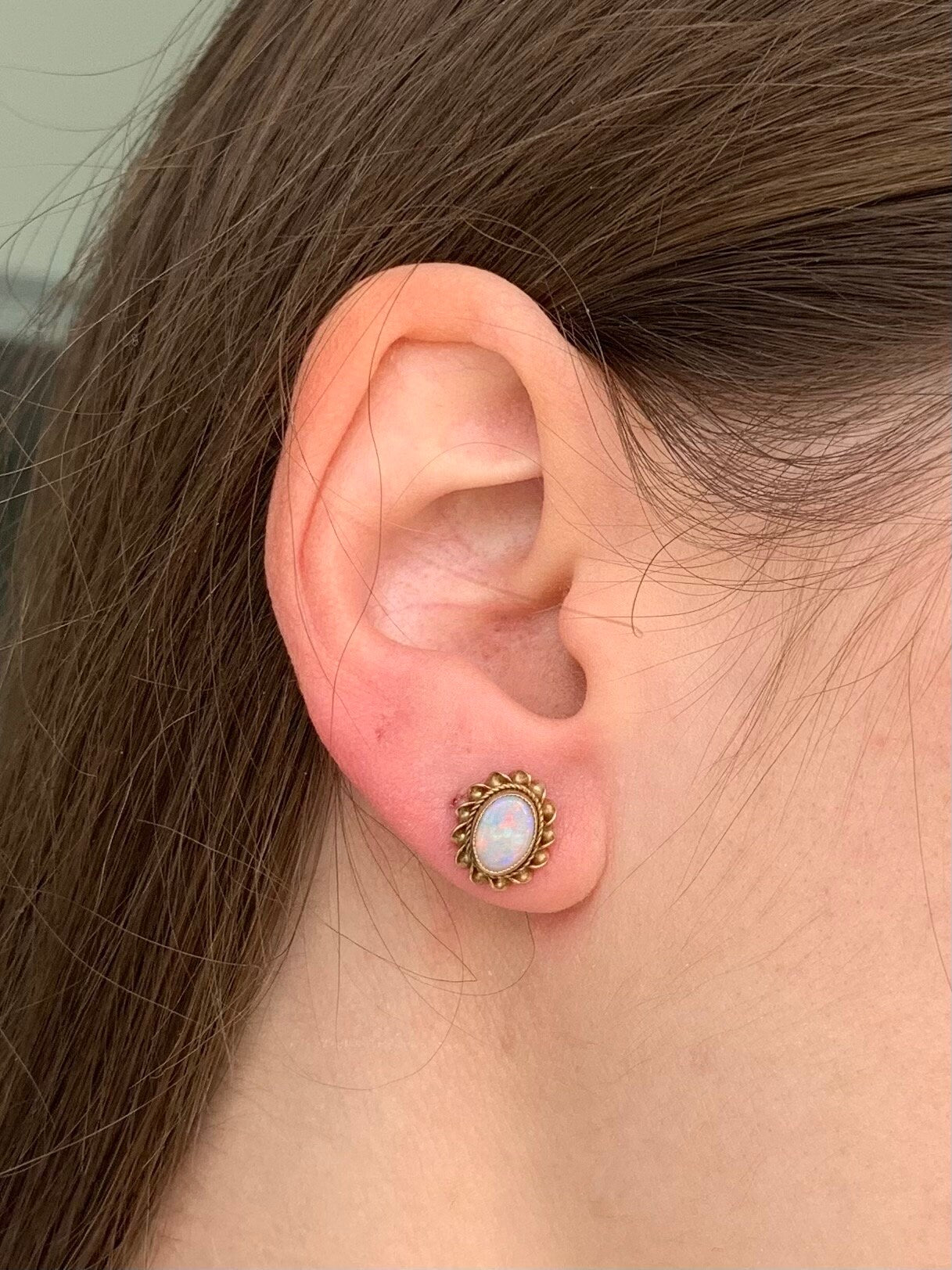 Vintage 1ct Oval Opal set in 9ct Yellow Gold Stud Earrings