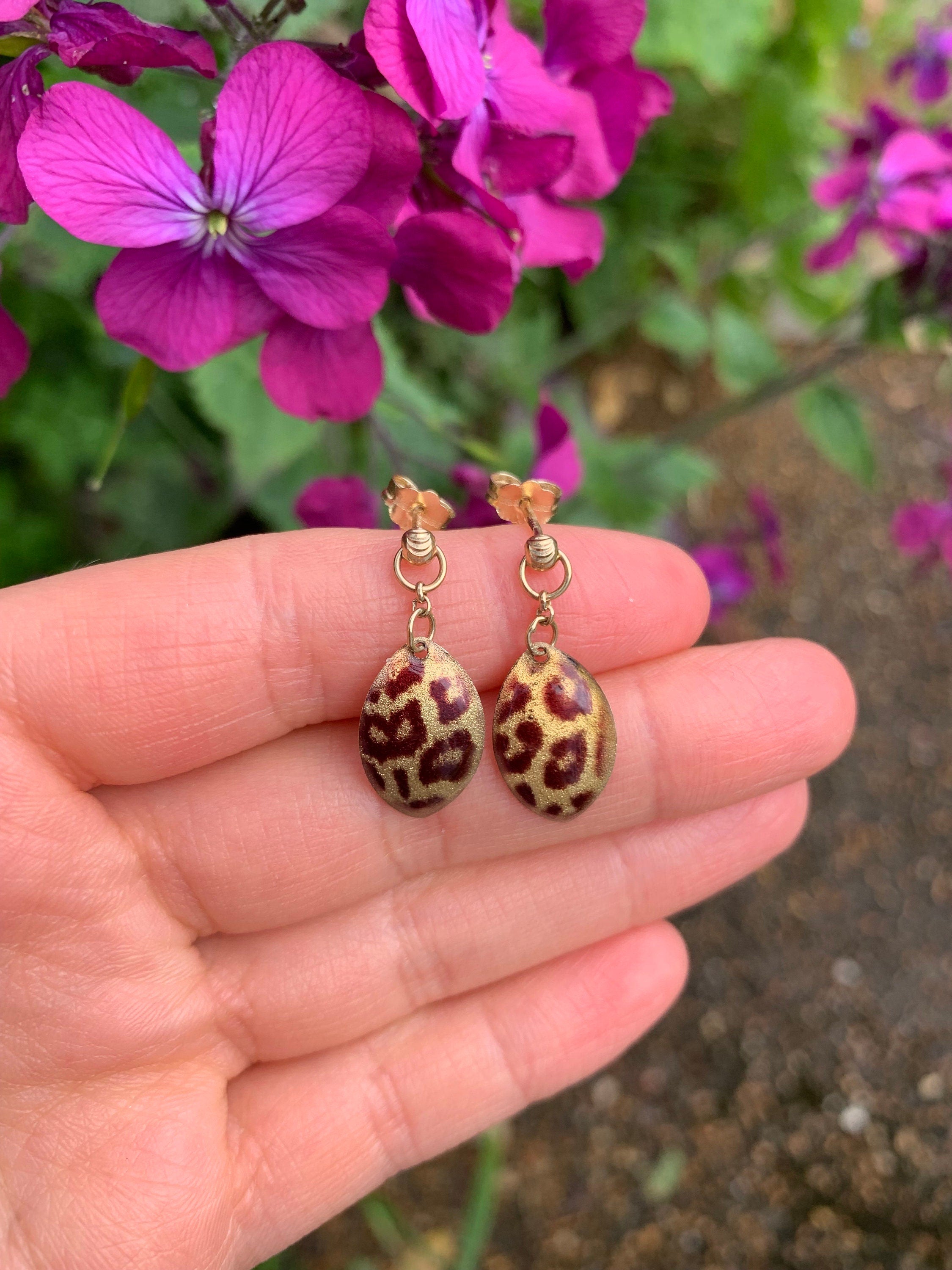 Unique and Rare Vintage 14K Gold Tiger Leopard Pattern Leaf Shaped Earrings,Drop Earrings