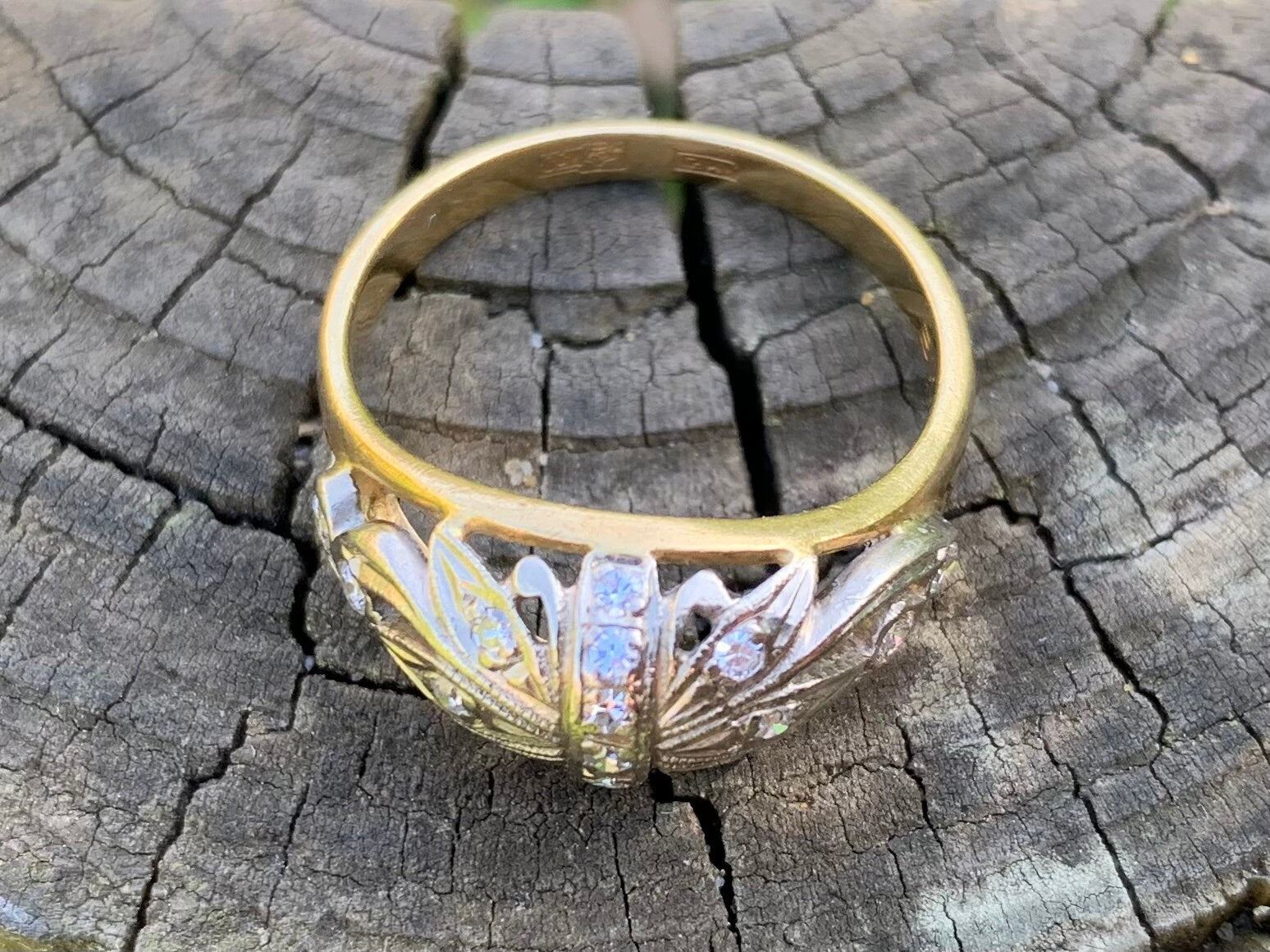 Anillo de diamantes Art Déco vintage de 0,31 ct engastado en oro de 18 ct