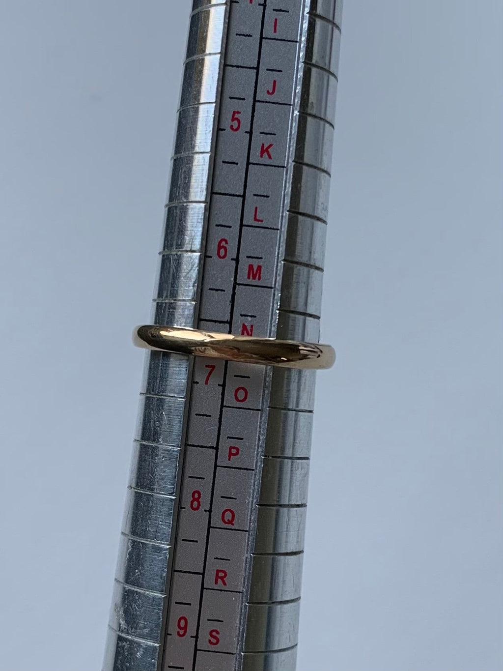 خاتم ذهبي من مجموعة الياقوت الأبيض عيار 1.54 قيراط مملوك مسبقًا عيار 9 قيراط