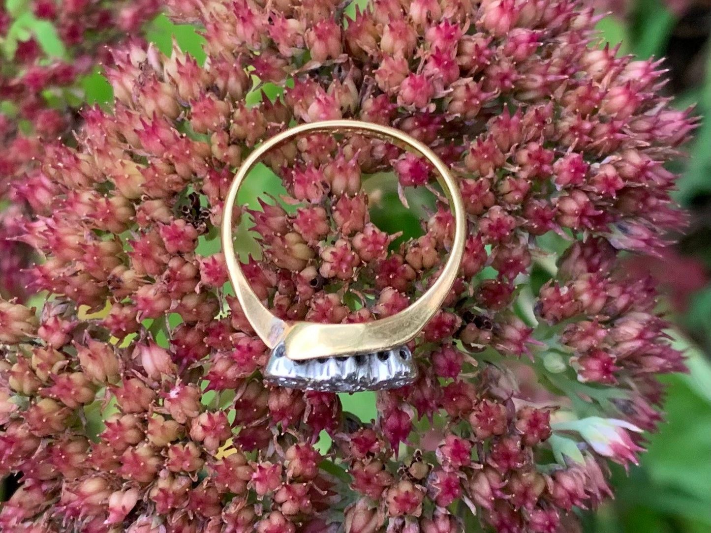Anillo trilogía de diamantes en oro de 18 quilates de segunda mano