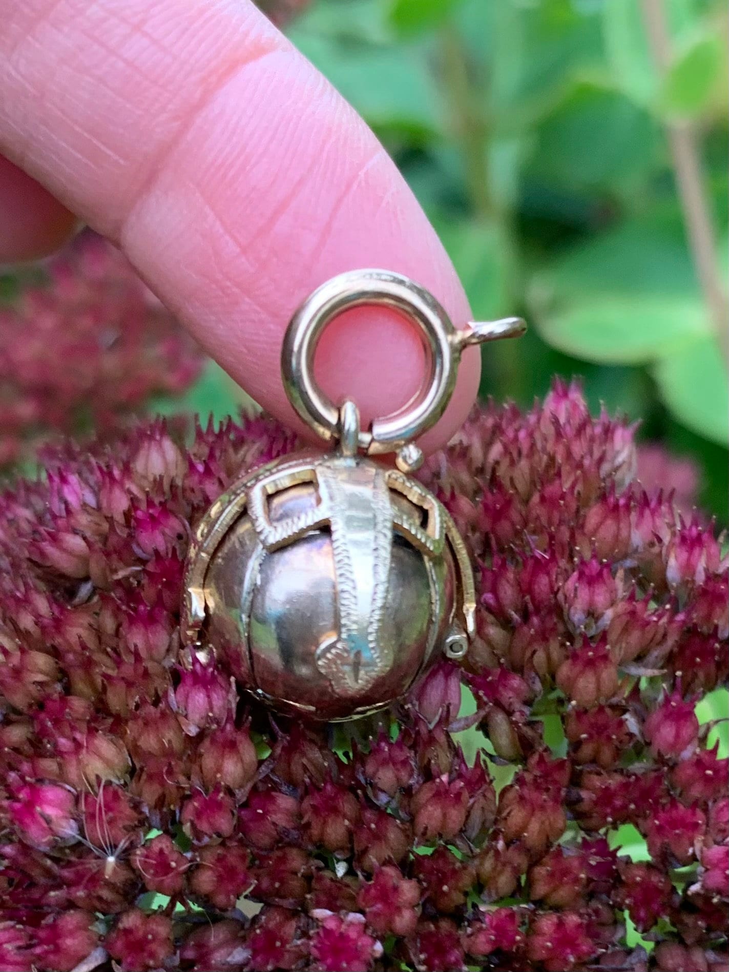 Bola Masónica Secreta Antigua de Oro de 9 Quilates