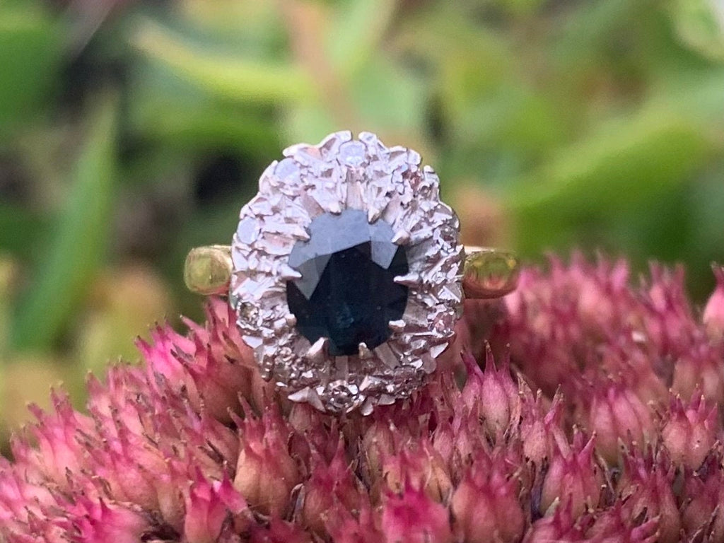 Pre-owned Vintage 18ct Gold Sapphire & Diamond Ring