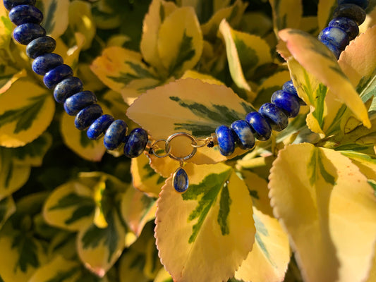 Charming Lapis Lazuli 18ct Gold Open Loops Connector Kyanite Charm