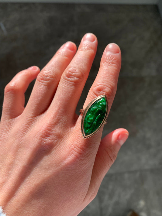 Antiguo 25x10MM Marquesa en forma de esmeralda verde jade 14ct anillo de oro amarillo, anillo de cóctel, tamaño Reino Unido J, EE.UU. 4 3/4