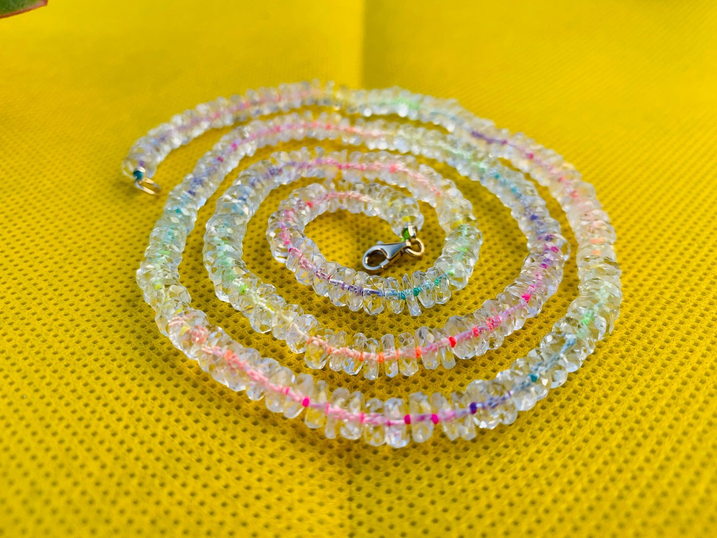 Superb 18ct Gold White Topaz & Neon Rainbow Silk Bead Necklace